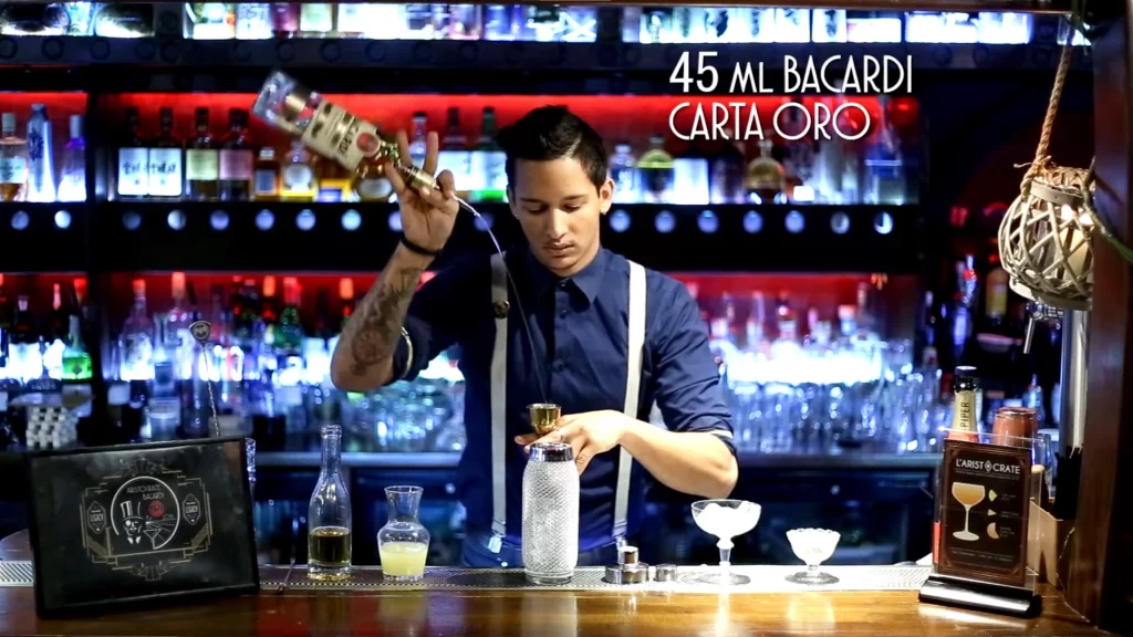 clip vidéo promotionnel d'une préparation de cocktail sur lyon